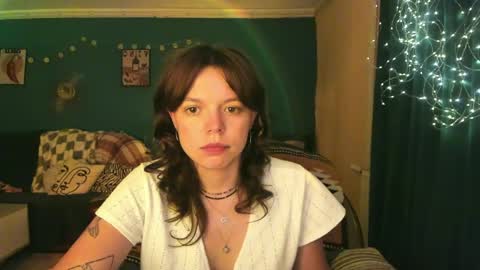 Snapshot of clancyosbourne chatting on 06-08-26, 01:28 Clancy online show from 06-08-26, 01:28