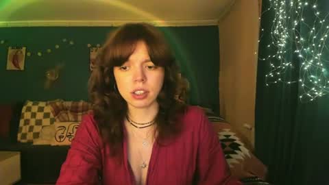 Snapshot of clancyosbourne chatting on 06-23-26, 06:17 Clancy online show from 06-23-26, 06:17