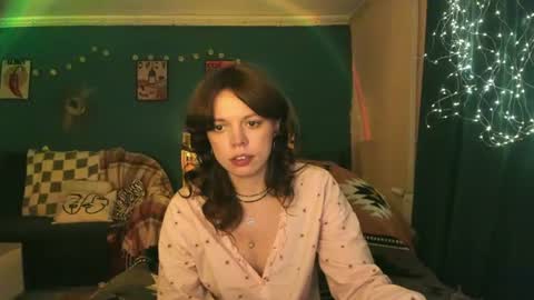 Snapshot of clancyosbourne chatting on 06-30-26, 05:47 Clancy online show from 06-30-26, 05:47