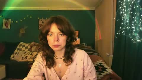 Snapshot of clancyosbourne chatting on 07-04-26, 06:03 Clancy online show from 07-04-26, 06:03