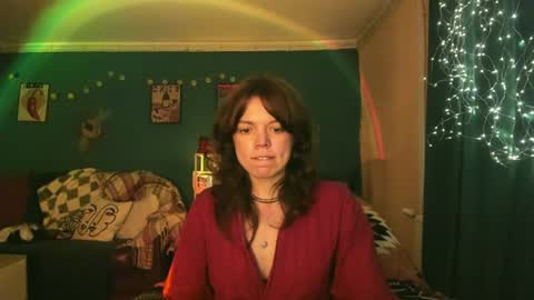 Snapshot of clancyosbourne chatting on 07-06-26, 05:59 Clancy online show from 07-06-26, 05:59