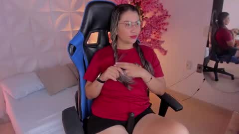 Clara online show from 02-28-26, 07:15