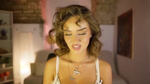 Clara smile online show from 03-12-25, 08:20