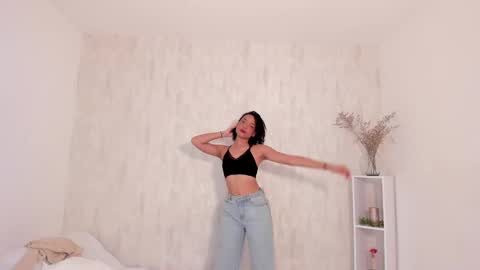 Clara  online show from 01-09-25, 06:06