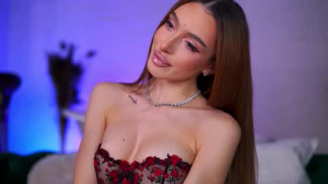 Clara online show from 02-03-26, 07:19