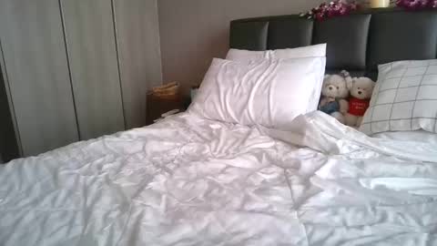 Snapshot of claralafontaine chatting on 02-23-26, 10:23 claralafontaine online show from 02-23-26, 10:23