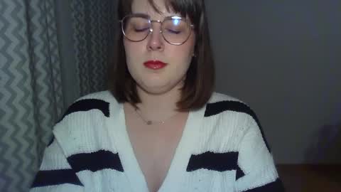 Clara online show from 04-17-26, 07:28