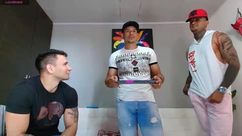 Juanpaindependent model online show from 12-10-24, 08:49