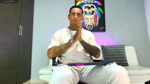 Juanpaindependent model online show from 02-08-25, 12:39