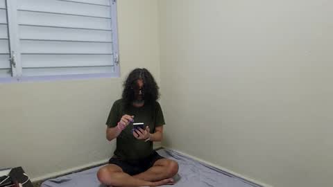 Snapshot of clarkbent2 chatting on 02-15-25, 05:41 clarkbent2 online show from 02-15-25, 05:41