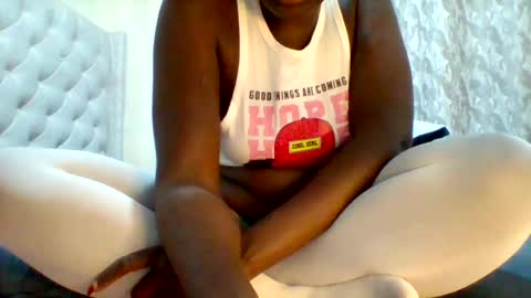 Snapshot of classic_carmen chatting on 06-14-26, 02:24 carmen online show from 06-14-26, 02:24