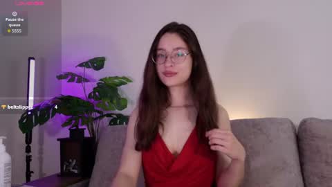 Snapshot of classy____ chatting on 07-17-26, 04:12 Cassy Classy online show from 07-17-26, 04:12