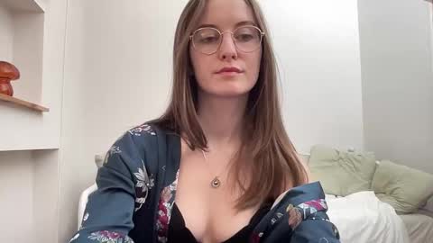 Snapshot of classyandgirly chatting on 03-02-26, 08:04 classyandgirly online show from 03-02-26, 08:04