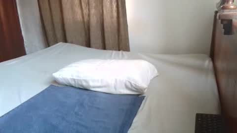 Snapshot of classyhornybabe chatting on 10-27-25, 08:51 Angel online show from 10-27-25, 08:51