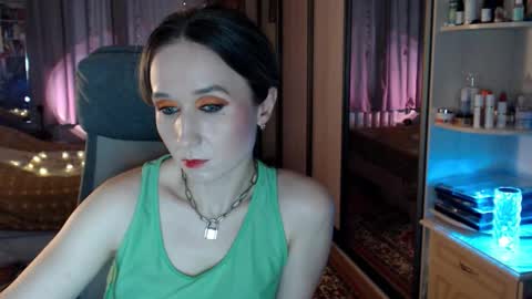 classyinna online show from 11-27-25, 08:38