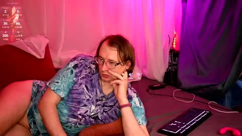 Claudia Cyberfox and Elon online show from 10-03-25, 01:46