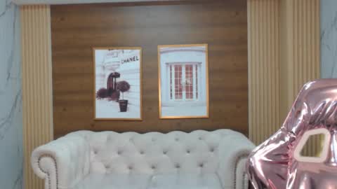 Claudina  online show from 10-14-25, 01:56