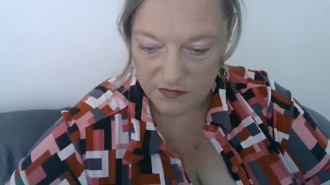 ClaudineDDD online show from 01-08-25, 06:41