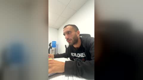 claudiolicro online show from 12-14-25, 03:06