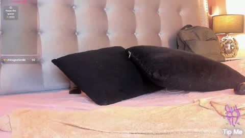 Snapshot of claudyowen chatting on 04-21-26, 01:42 Anastasia Owen online show from 04-21-26, 01:42