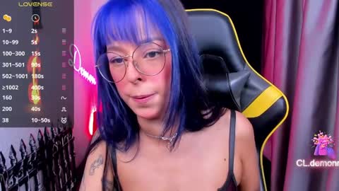 Snapshot of cleademon chatting on 05-19-26, 10:27 Demon online show from 05-19-26, 10:27