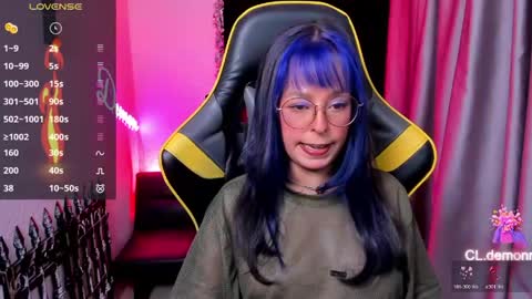 Snapshot of cleademon chatting on 05-23-26, 11:42 Demon online show from 05-23-26, 11:42