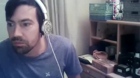 Snapshot of cleanwave chatting on 09-15-25, 02:11 cleanwave online show from 09-15-25, 02:11
