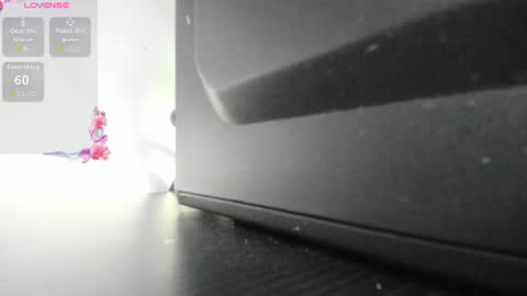 Snapshot of cleeoadams_ chatting on 06-28-26, 05:13 Cleo Adams online show from 06-28-26, 05:13