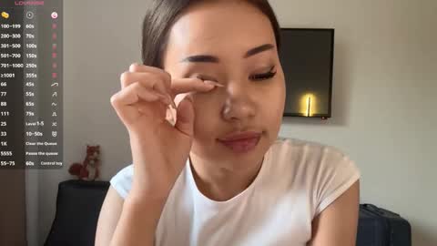 Snapshot of clemenciakempa chatting on 06-01-26, 01:24 Lili online show from 06-01-26, 01:24
