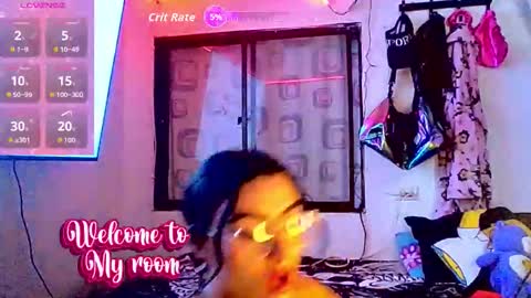 Snapshot of cleo_05 chatting on 09-22-25, 02:13 cleo_05 online show from 09-22-25, 02:13