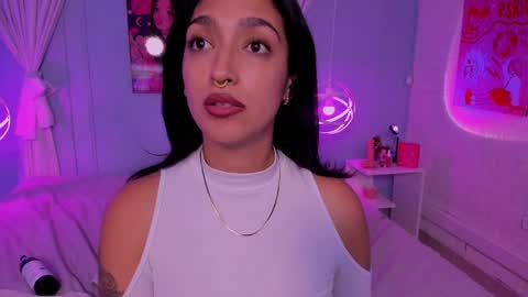 Snapshot of cleo_foxx chatting on 06-03-26, 02:33 Cleo online show from 06-03-26, 02:33