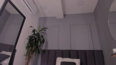 Snapshot of cleojhonson chatting on 07-10-26, 02:38 . Cleo Jhonson . online show from 07-10-26, 02:38