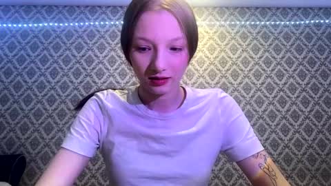 Cleo online show from 12-20-25, 05:09