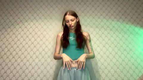 Cleo online show from 01-19-26, 04:11