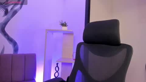 cleowhite_ online show from 01-06-26, 09:50