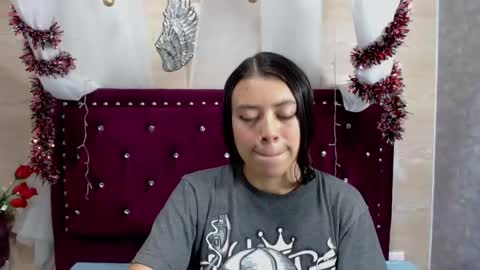 Snapshot of clhoedeep chatting on 02-18-25, 12:39 clhoedeep online show from 02-18-25, 12:39