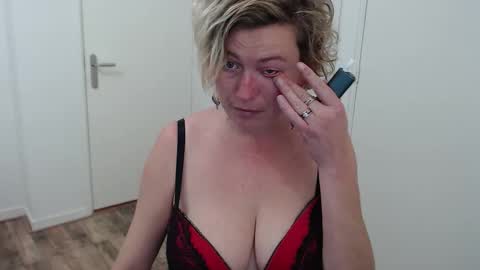 Syl  online show from 11-13-25, 08:57