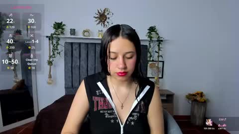cloe_7 online show from 05-24-26, 11:37