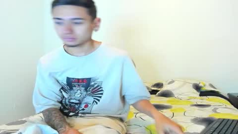 Snapshot of cloe_and_taylor chatting on 02-27-26, 10:59 Cloe and Taylor online show from 02-27-26, 10:59