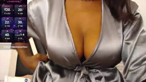 Snapshot of cloe_doll chatting on 01-16-26, 01:48 CLOE online show from 01-16-26, 01:48