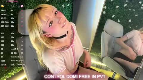  CLOE  online show from 09-18-25, 05:59