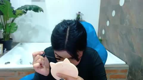 CLOE  online show from 07-29-26, 10:35