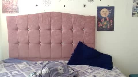 Snapshot of cloe_sun_ chatting on 11-01-25, 07:05 cloe_sun_ online show from 11-01-25, 07:05