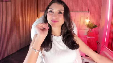 C L O E  online show from 01-09-26, 04:37