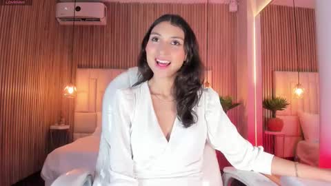 C L O E  online show from 01-10-26, 04:36