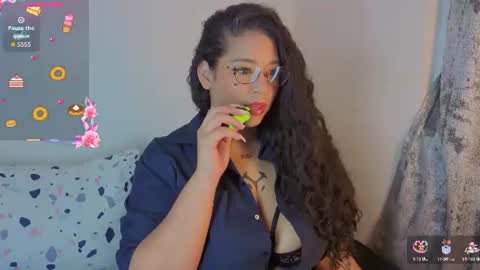 Snapshot of cloebunny_ chatting on 07-06-26, 01:57 Cloe Bunny online show from 07-06-26, 01:57
