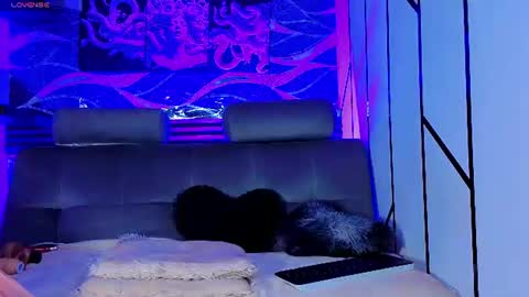 cloee_cameron online show from 06-24-26, 08:08