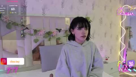 Snapshot of cloee_tay1 chatting on 08-08-26, 11:56 cloee_tay1 online show from 08-08-26, 11:56