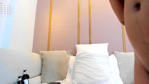 Cloe online show from 02-14-25, 03:47