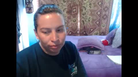 Snapshot of cloepussy chatting on 05-21-26, 04:36 cloepussy online show from 05-21-26, 04:36